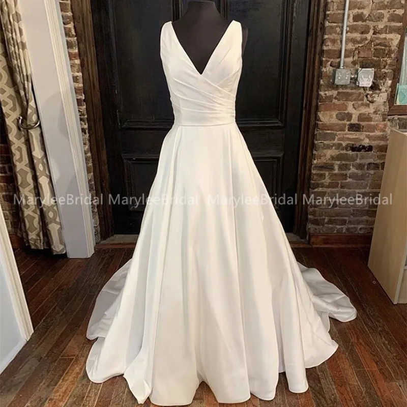 Abiti Da Sposa Principessa A Line Classic Plus Size Scollo A V Increspato Piega Raso Avorio Treno Lungo Abito Da Sposa Sposa Vestido De Noiva