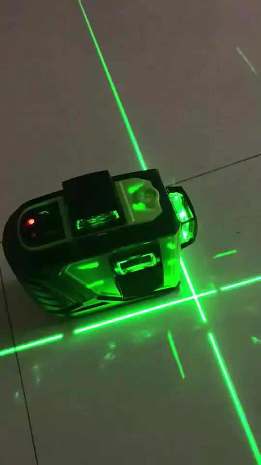 12 Lines 3D Laser Level Self-leveling Horizontal and Vertical Cross Line Green Laser Beam