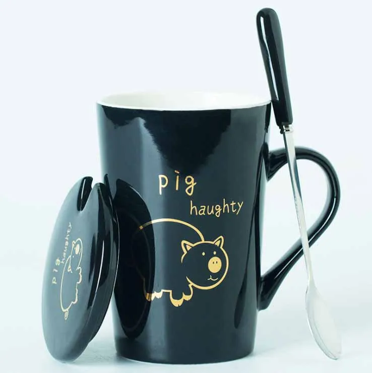 black pig Керамические кружки 12 Зодиак креативные кружки с ложкой крышкой черный и Золотой фарфор Зодиак молоко кофейная чашка посуда для напитков - Цвет: black pig