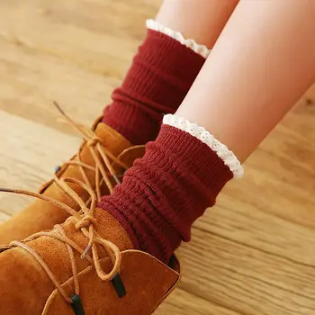 

Women Vertical Stripes Lace Small Lace Autumn Winter Solid Color Pile Female Ginger Yellow Ankle Socks ！