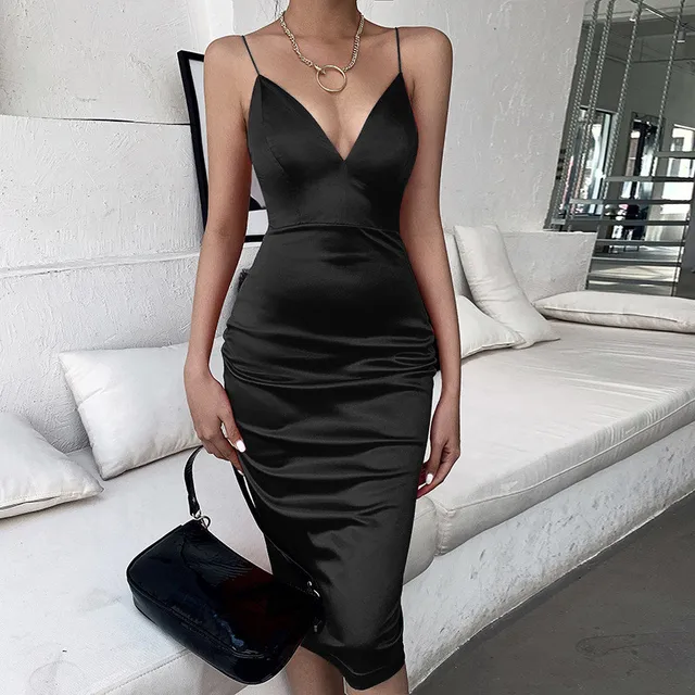 CNYISHE Elegant Satin Dresses for Women Solid Red Black Midi Dress 2020 Fashion Winter V-neck Ladies Christmas Dress Party Night 3