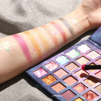 

30 Colors Glitter Eyeshadow Pallete Mud Makeup Pallete Squins Shimmer Matte Eye Shadow Sombras De Ojos Profesional Z2