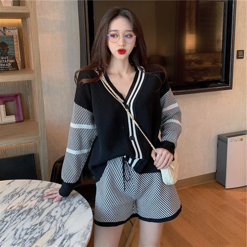 Casual Stripe Splicing Knitted Two Piece Sets Women Fashion Loose Autumn Long Sleeve Top Shorts Sets Korean Street Cardigan Suit plus size bra and panty sets Women's Sets
