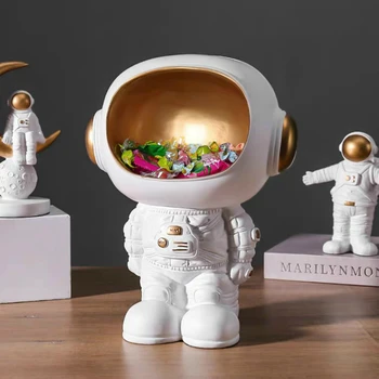 

Nordic creative Astronaut Status ornaments Storage Modern living Room Decor wine cabinet Desktop Decorations spaceman cartoon