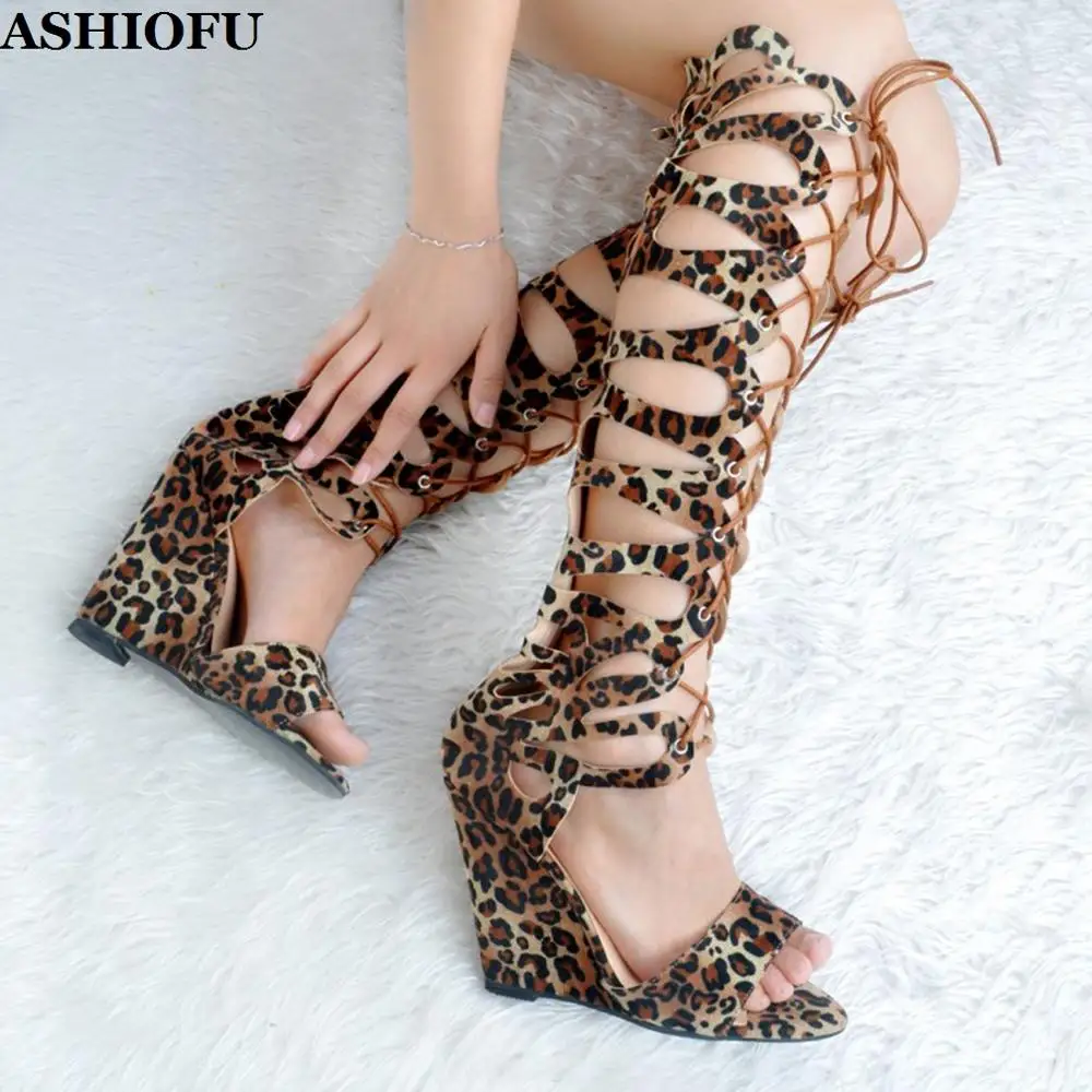 

ASHIOFU/новый стиль; Женские босоножки ручной работы на каблуке; Вечерние летние туфли с перекрестными ремешками; Модные вечерние босоножки леопардовой расцветки