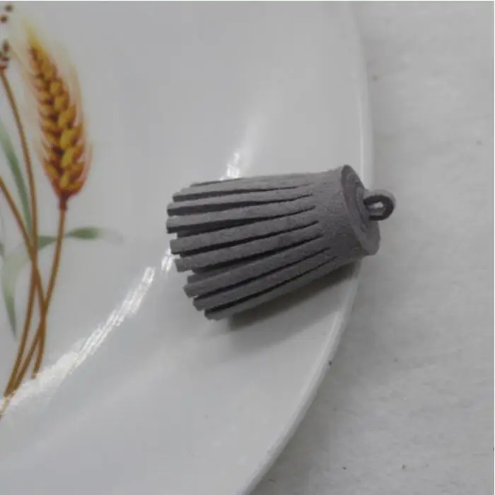 20 шт. 3,4 см замша кожа кисточкой бахрома DIY аксессуары серьги ювелирные изделия фурнитура брелок для телефона ремесло ремни кулон кисточки - Цвет: Gray