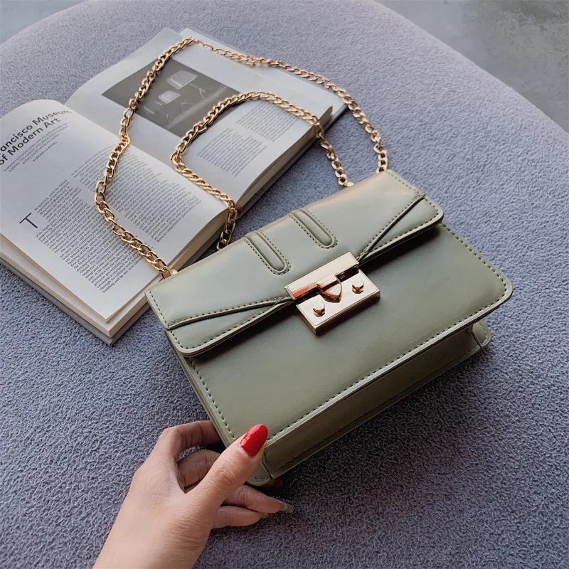 

On the new chain bag 2019 new Korean version of Joker shoulder slung fashion simple small square bag