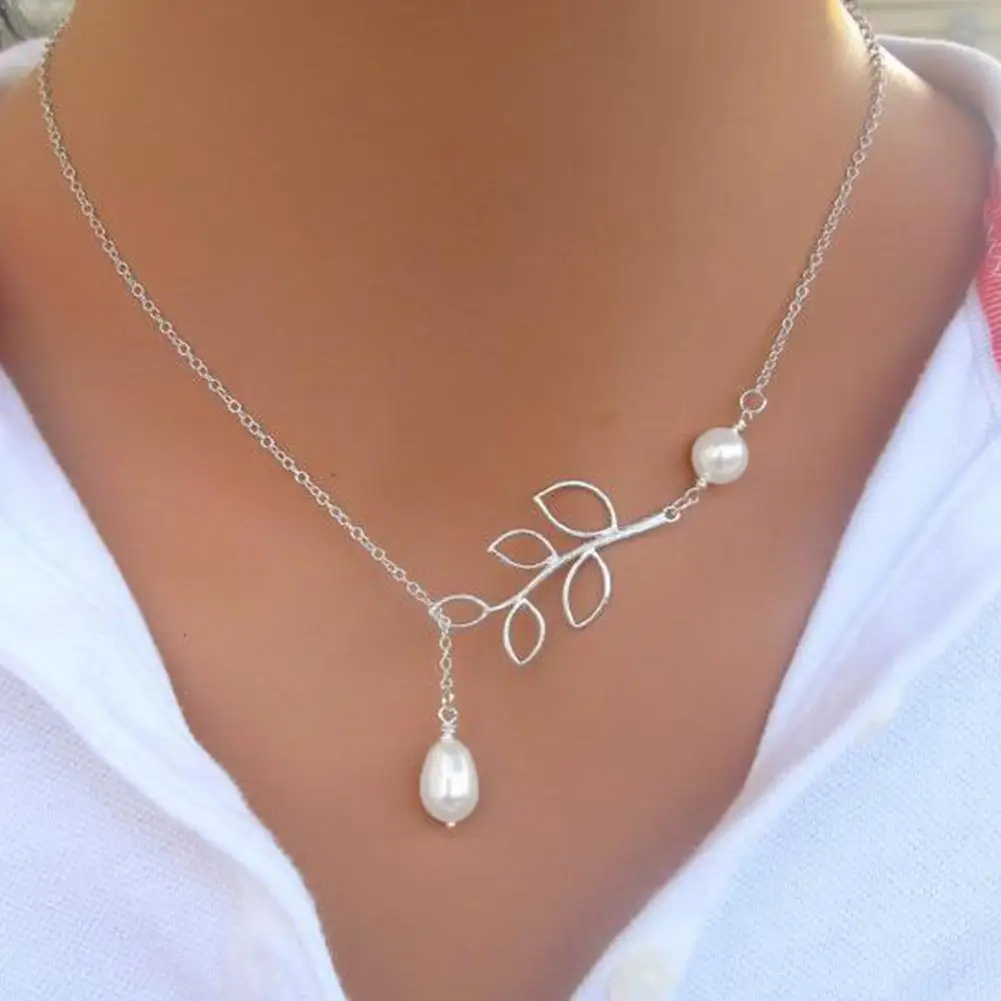 

Fashion Women choker Hollow Leaf Faux Pearl Pendant Clavicle Chain Necklace Jewelry New Woman's accesories