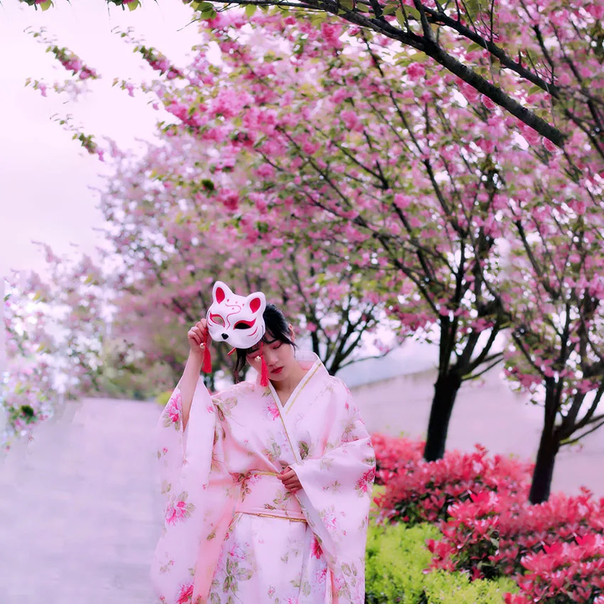 Традиционное японское женское кимоно Yukata Розовое Кимоно в стиле ретро с