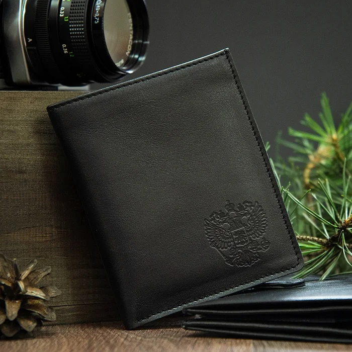 Бумажник мужской черный &quotГерб РФ&quot в деревянной шкатулке с гравировкой