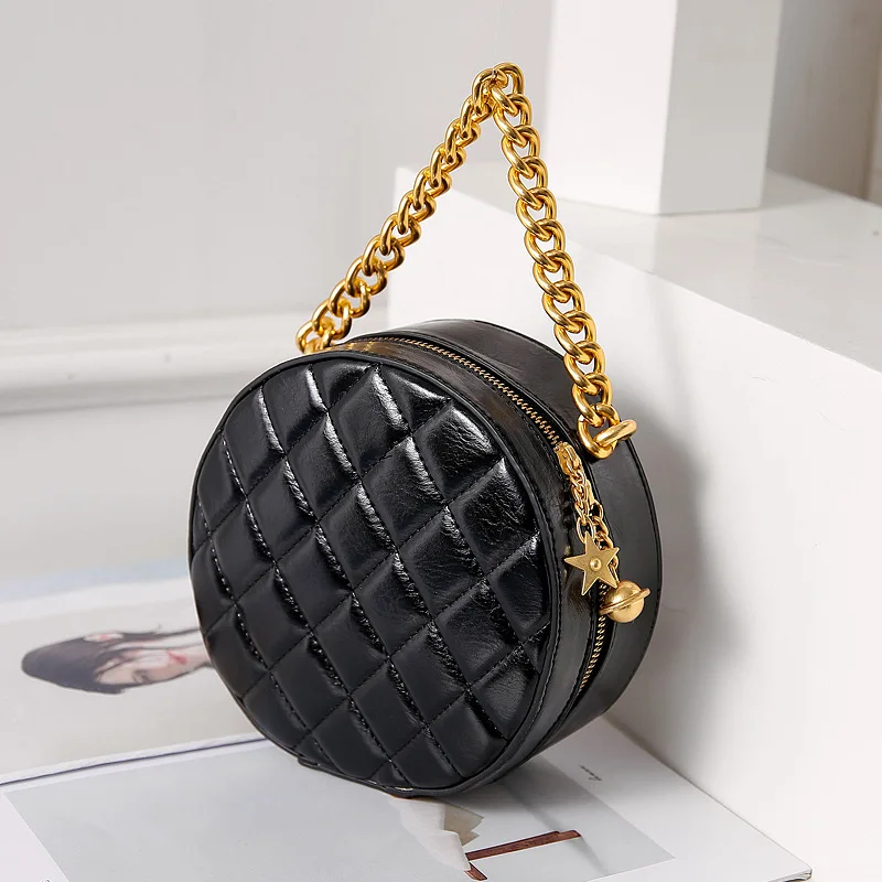 

2019 Fashion New Embroidery Thread Chain Shoulder Messenger Bag Casual Wild Small Round Bag Portable Women Handbags