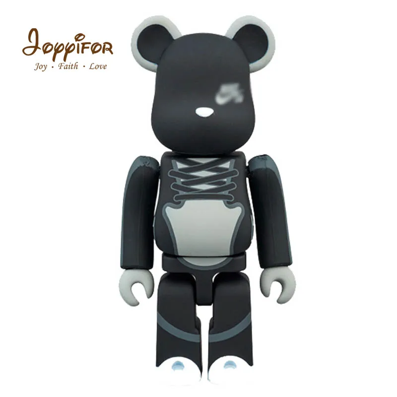 Baratos FGHGF Bearbricklys figura de acción Kitty pirata capitán Navidad Zombies Babybear muñecas PVC modelos coleccionables juguetes para niños regalos