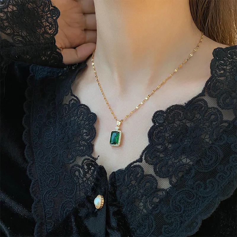 Vintage Green Color Crystal Micro Zircon Inlaid Square Pendant Gold Chain Necklace for Women Clavicle Jewelry | Украшения и