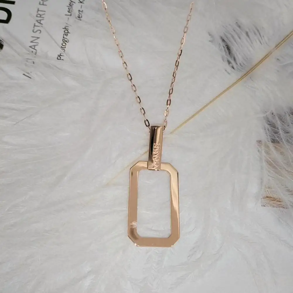 

VOJEFEN Rectangular 18K Rose Gold Necklace for Women | Gold Initial Necklace for Girls