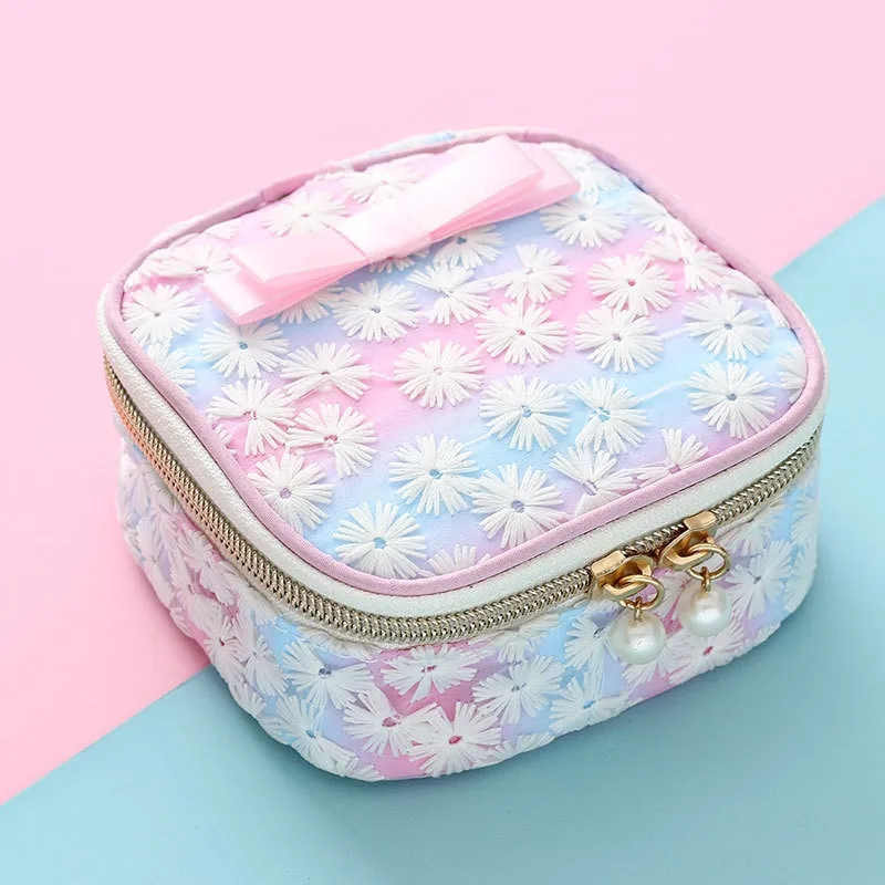 

Cute Lace Embroidery Cosmetic Bag Women Travel Sanitary Napkin Jewelry Storage Bags Make Up Organizer Toiletry Wash Pouch Case
