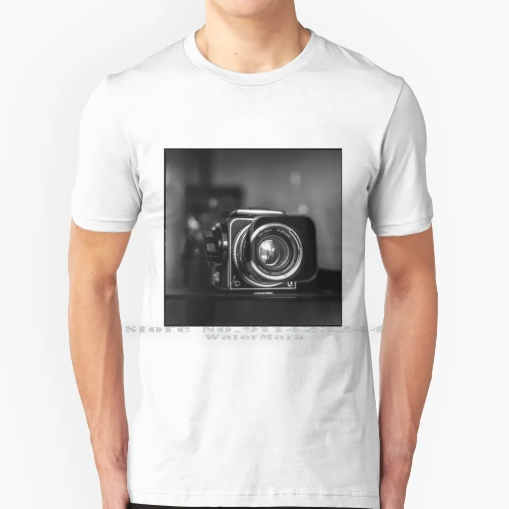 Hasselblad 500C & Cz Planar F / 2.8 T Shirt 100% Puro Cotone Office Art Best Of Art Copy Right Mikael Jenei Jeney Made In