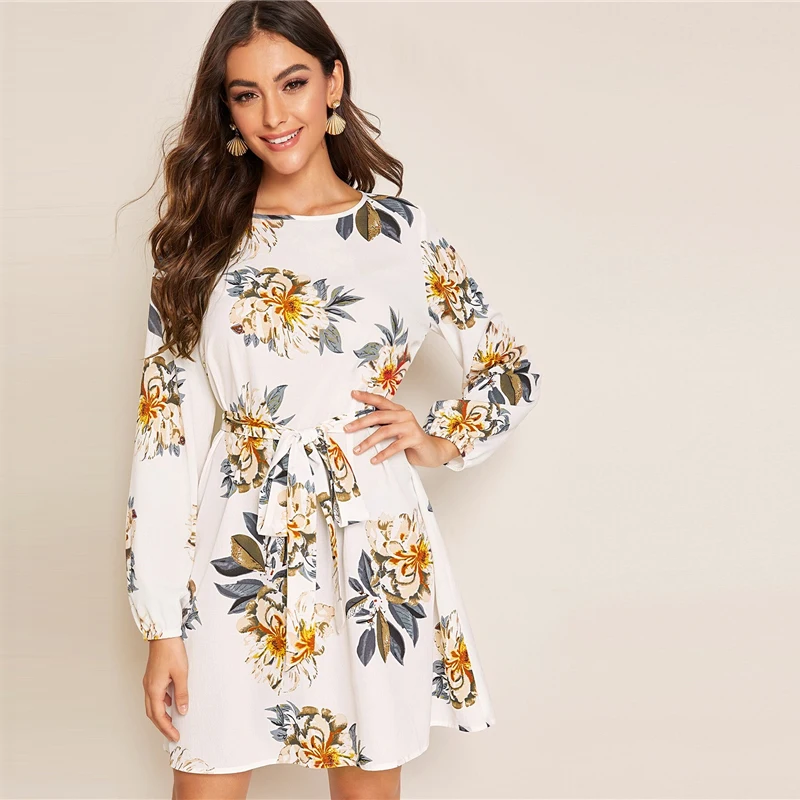 SHEIN белое платье с цветочным принтом и вырезом на спине, с поясом, женское осеннее однотонное платье с круглым вырезом и длинными рукавами, туника, короткие платья в стиле бохо