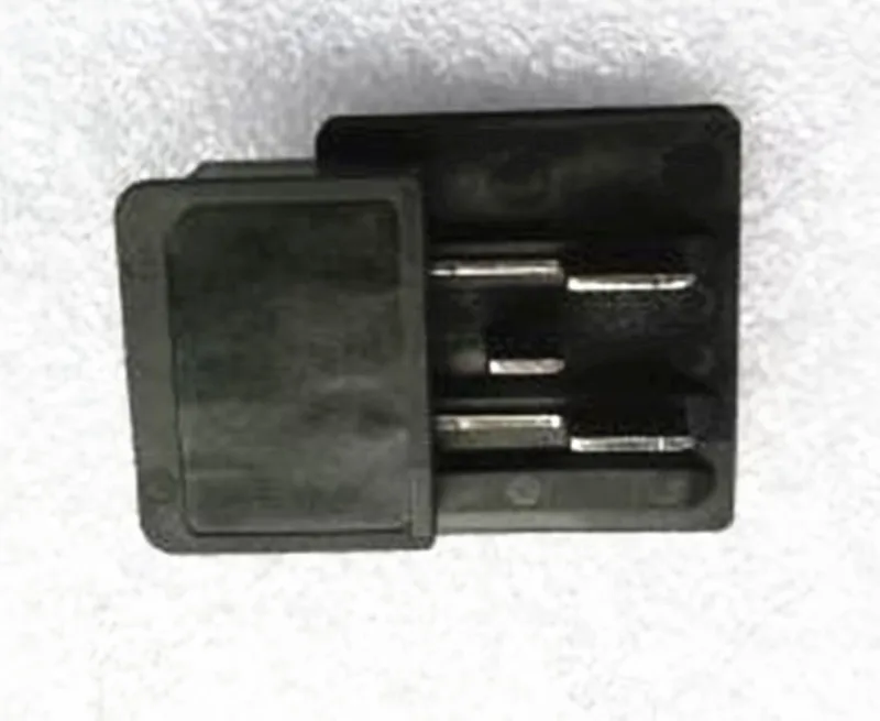 Терминал Makita 644813-5 для TD110D TD111 JR103D HP332D HP331D DF332D DF331D DF031D DF032D HS301D UR100D TW140D HR140D DF333 |