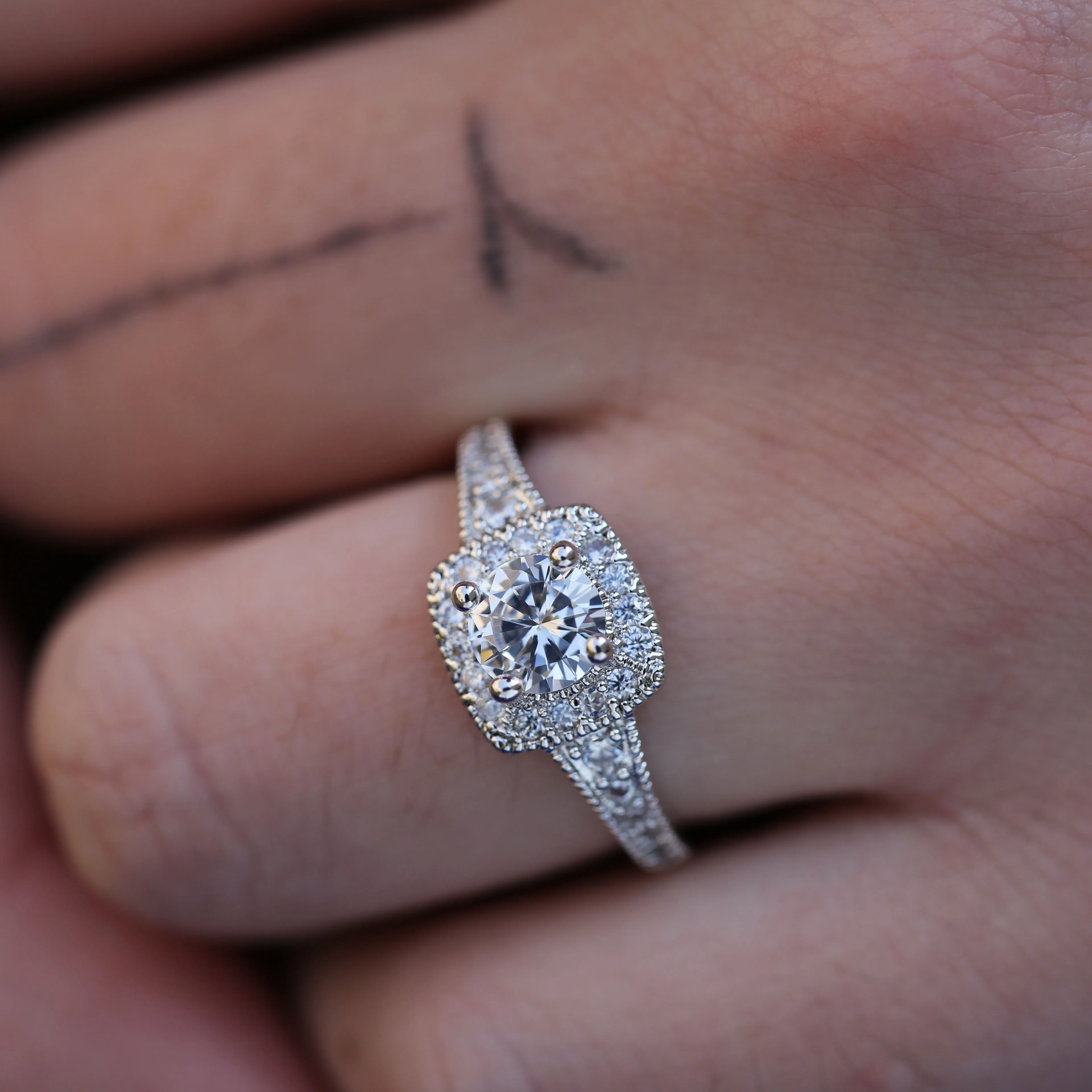 Простой женский обручальный браслет Huitan оптовая продажа свадебные аксессуары