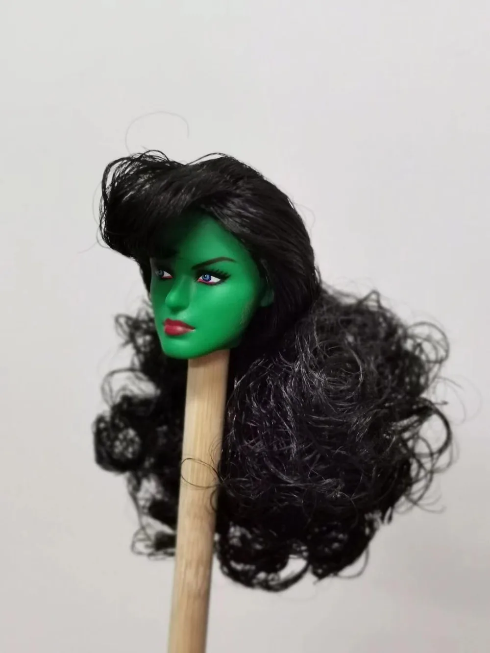 green-face-doll-head (3)