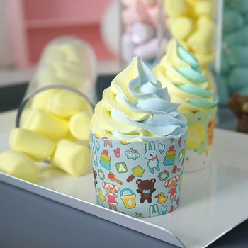 

Artificial Cartoon Cupcake Mold 10cm Height Clay Cute Dessert Decorating for Showcase Photography Props Cake Food Store