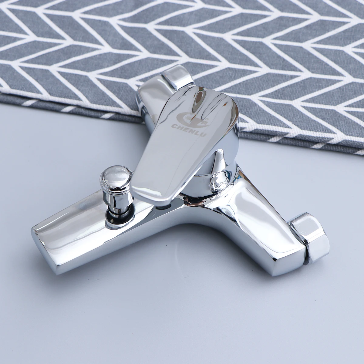 1pc Shower Tap Bathtub Shower Faucet Triple Hot Cold Shower Faucet Water Tap for Bathroom