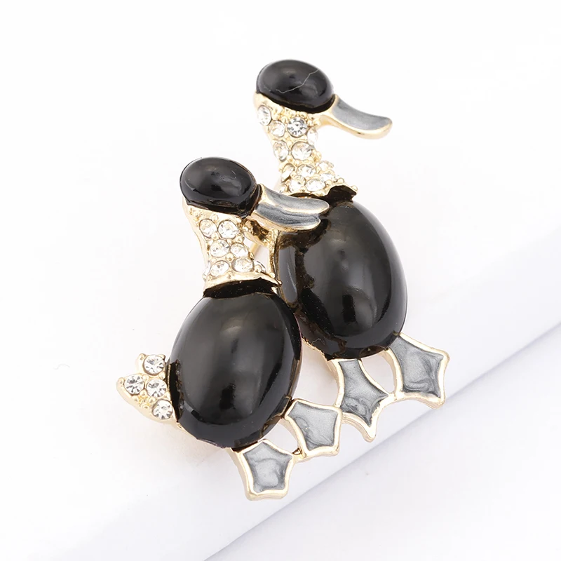 H350390X黑色情侣鸭胸针 (4)