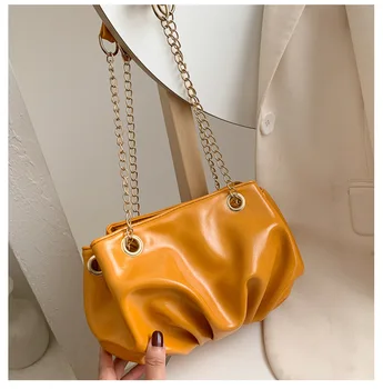 

Women's handbag European and American fashion patent leather Single Shoulder Messenger Bag simple lock chain bag 2020 NEW