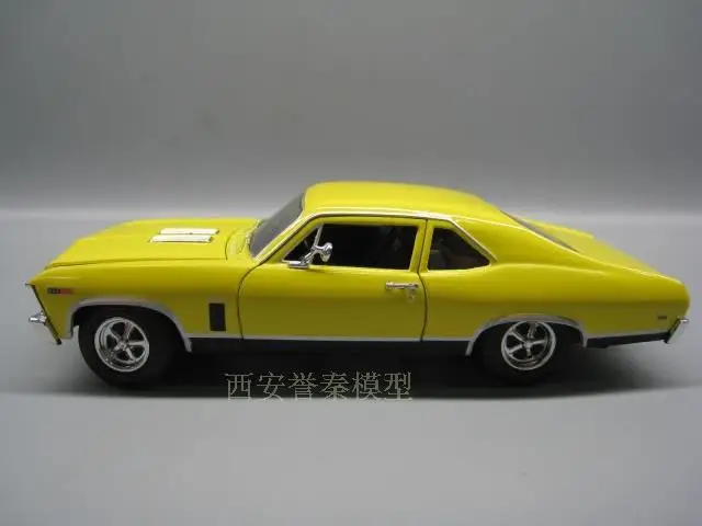 Фирменная модель автомобиля 1/32 масштабная Toys USA Chevrolet NOVA SS литой металлический