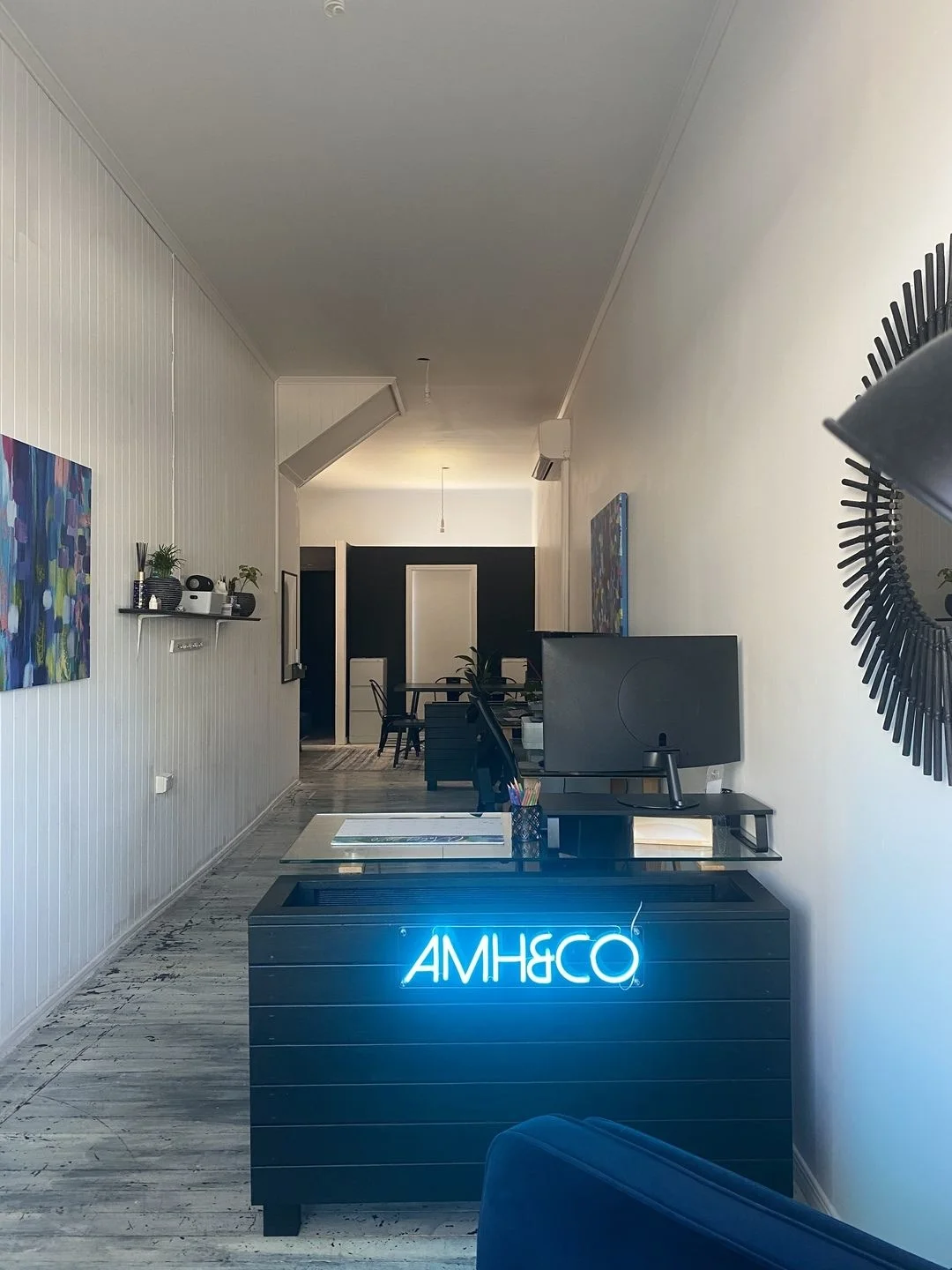 Alana  H. review of DESIGN YOUR NEON SIGN