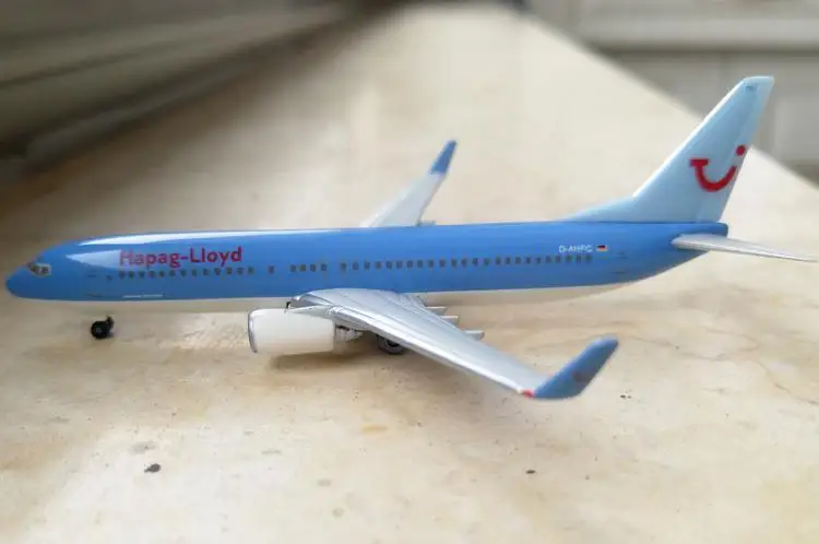 Herpa Wings Boeing B737-800 Hapag-Lloyd 1/500 литая модель самолета