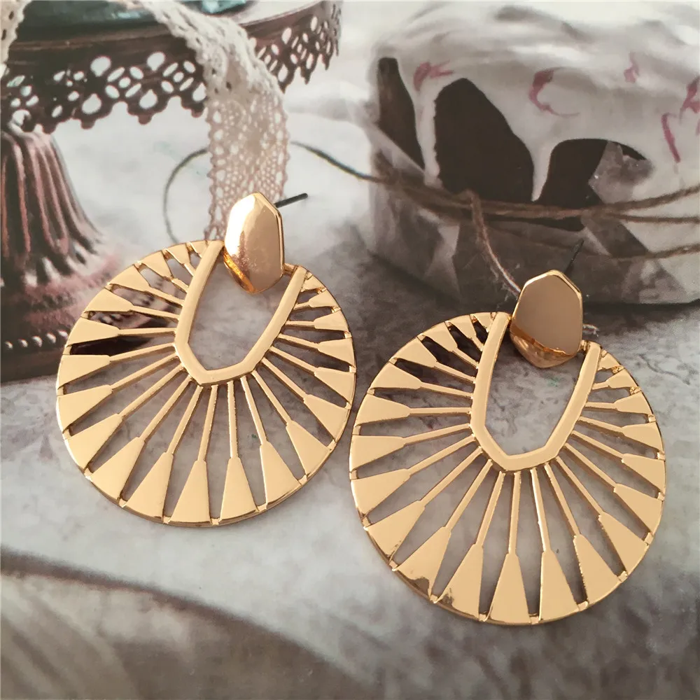 New Fashion Geometric Earring for Women Gold Color Meatal Jewelry Exaggeration Punk