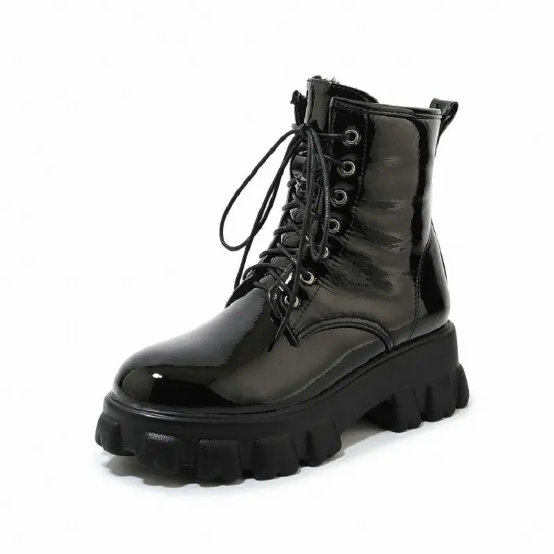 ZawsThia/Женская обувь из лакированной искусственной кожи на платформе; цвет белый, черный; мотоциклетные ботинки на танкетке со шнуровкой; женские ботильоны; большие размеры 44, 45, 46 - Цвет: Black-thick plush in