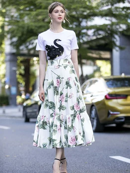 

2020 summer new simple rose print age reduction sweet all-around fashion long half skirt