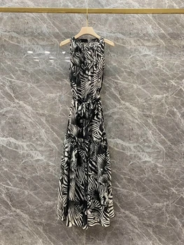 

2020 Spring and Summer New Women's Crew Neck Plaque Line Tie-Waist Decoration No Sleeve Length Dress 412