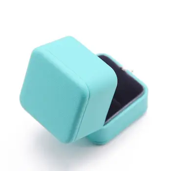 

Ring Box Circular Jewelry Case with Snap Fastener for Proposal Engagement Gift