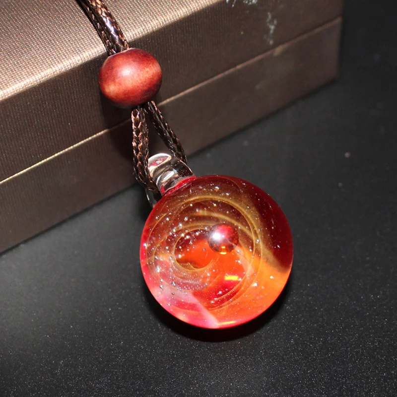 red Solar System Design Necklace Universe Galaxy Nebula Space Cosmos Rope Chain Glass Bead Planets Pendant Necklace for lover Gift - Окраска металла: red