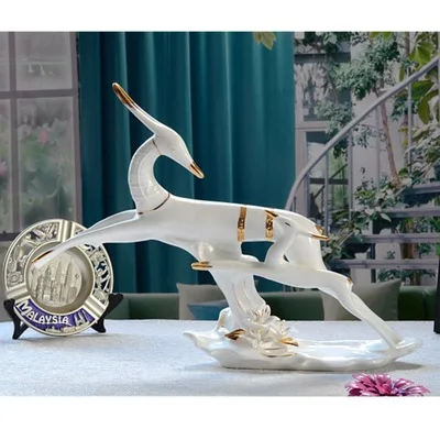 

Jade porcelain tracing gold deer ceramic ornaments handicrafts furnishings gifts furnishings home improvement son doe simple