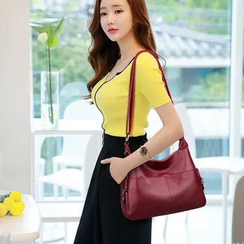 

2020 New Ladies Bag Wild Shoulder Bag Korean Middle-aged Mommy Bag Lady Messenger Bag Large Bag women messenger bags