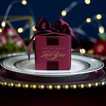 

50pcs Upscale Wedding Favors Candy Box Baby Souvenirs Gift Box with Ribbon Chocolate Paper Box Beautiful Gift Box for Wedding