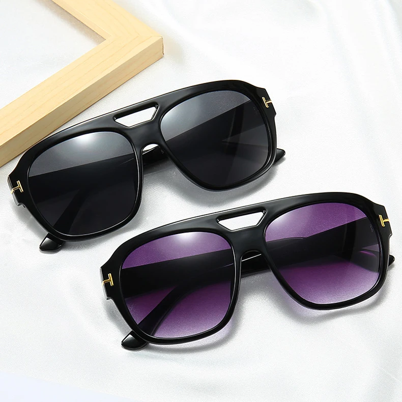 12378970603_1191457928