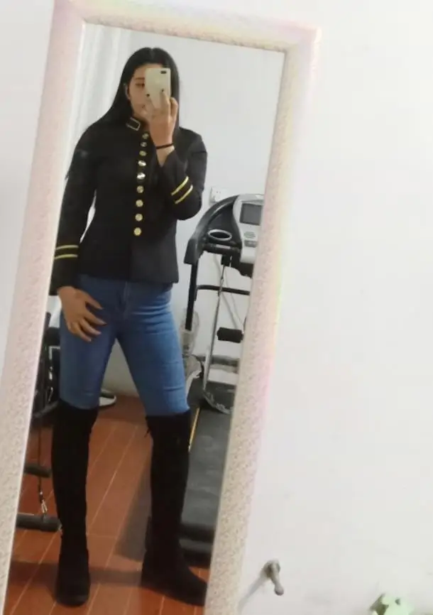 3379054333_1002275202