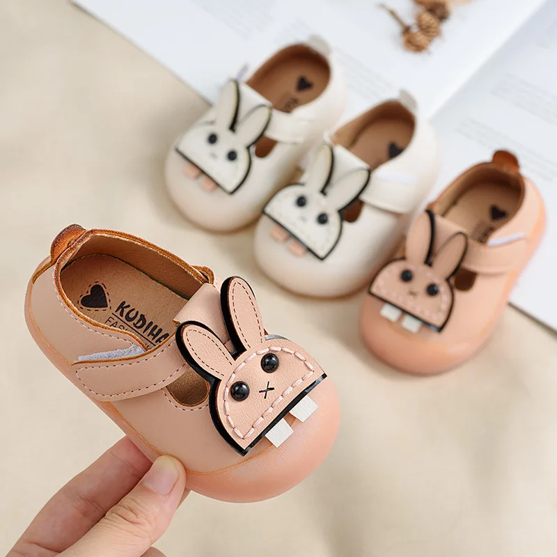 Spring and Autumn Baby Girls First Walkers Shallow Cartoon Baby First Walkers Soft Botton Leather Toddler Princess Shoes