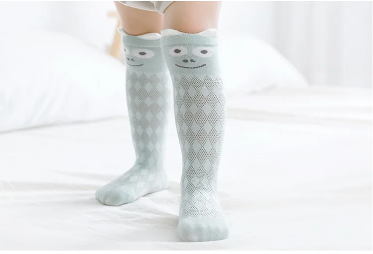 10667418609_1891352181