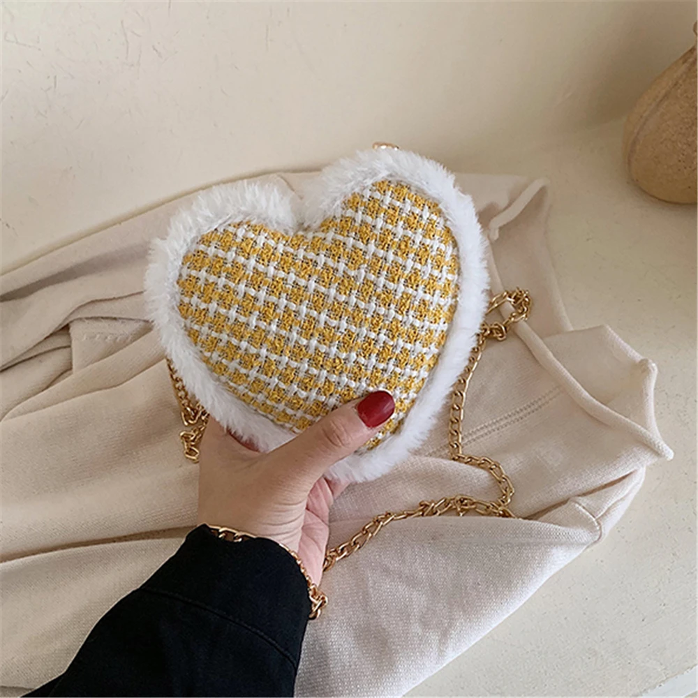 14x5cm Yellow Тканый красный меховой клатч в форме сердца, Маленькая женская сумка на цепочке, модная сумка через плечо, мини кошелек на застежке, вечерняя женская сумка на плечо - Цвет: 14x5cm Yellow