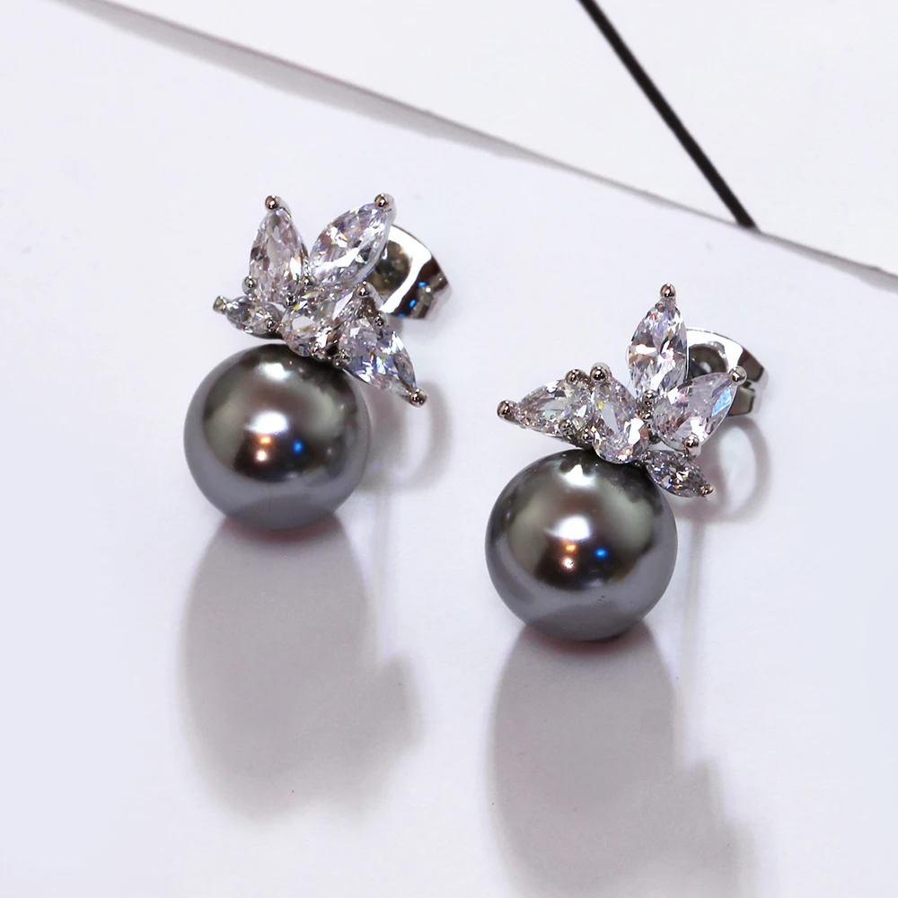 earrings with pearl