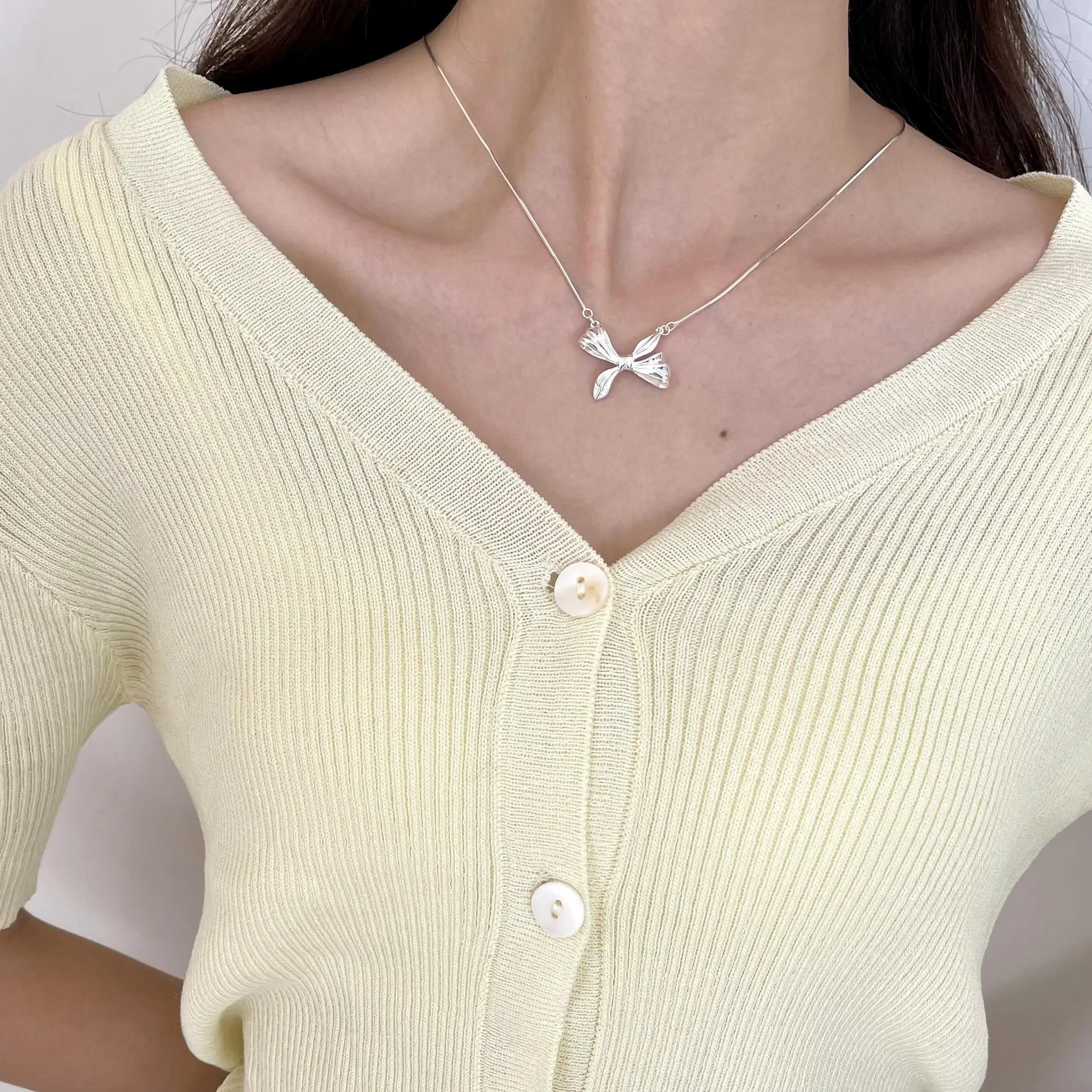 

Lispector 925 Sterling Silver Korean Bowknot Pendant Necklaces for Women Minimalist Snake Chain Necklace Female Jewelry Gifts