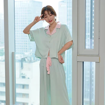 

2020 New Ice Silk Loose Cropped Pants Pajamas Women Summer Silk Lapel Thin Homewear Set