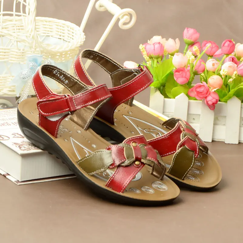 Casual Genuine Leather Sandals Women Wedge Sandals Platform Summer Shoes Ladies Sandalias Beach Shoes Chaussures Femme Size 43 - Цвет: 03 red