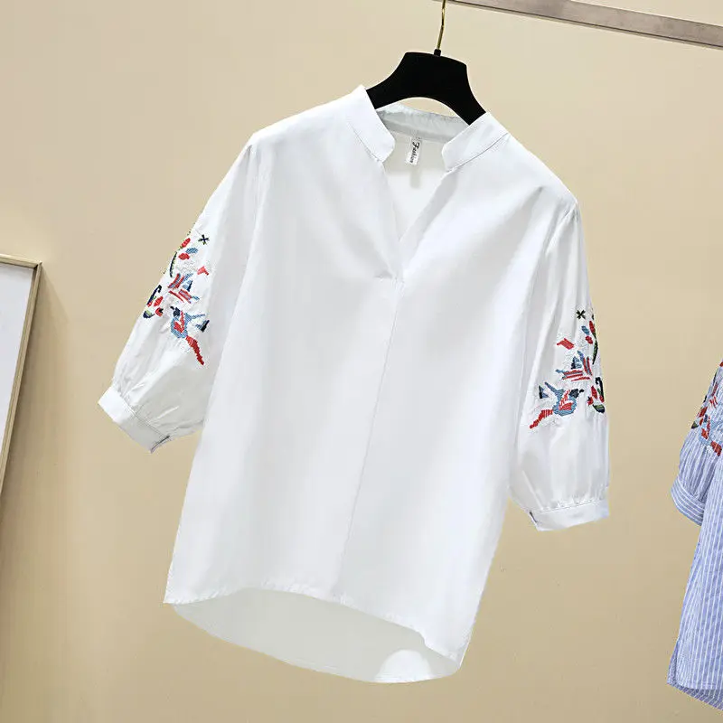 Женские топы больших размеров, буфы на рукавах с вышивкой, Офисная белая рубашка, Женская свободная Элегантная блузка с v-образным вырезом, женская одежда